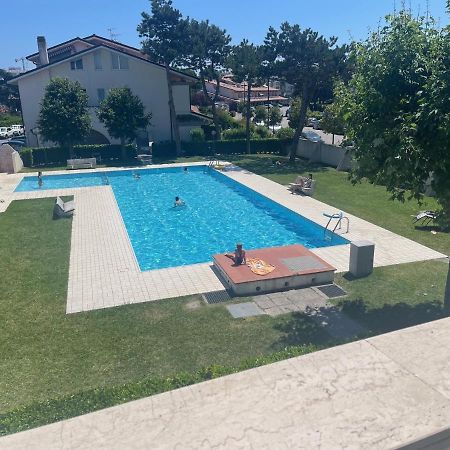 Appartamento Vega Bilocale Con Piscina E Terrazza Caorle Esterno foto